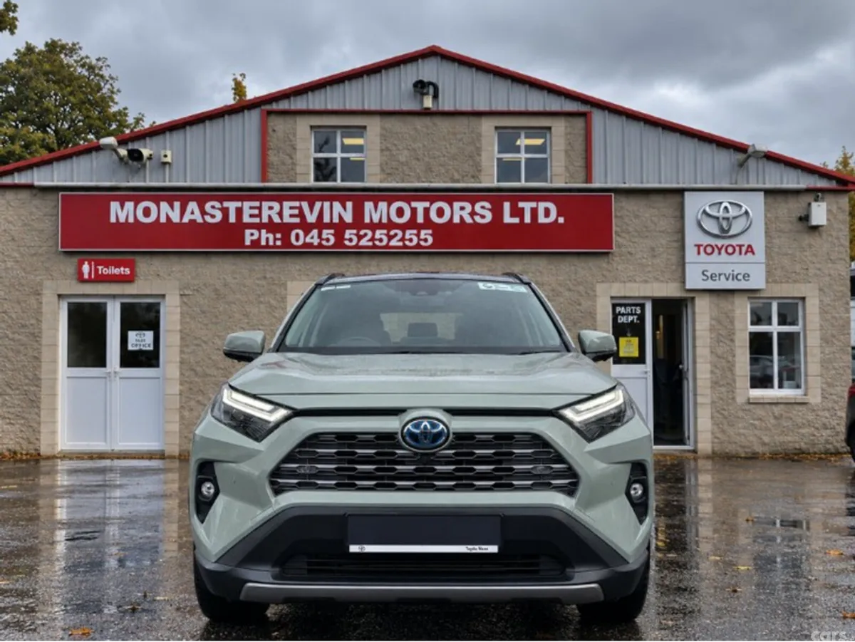 Toyota RAV4 SUV, Petrol Hybrid, 2024, Green