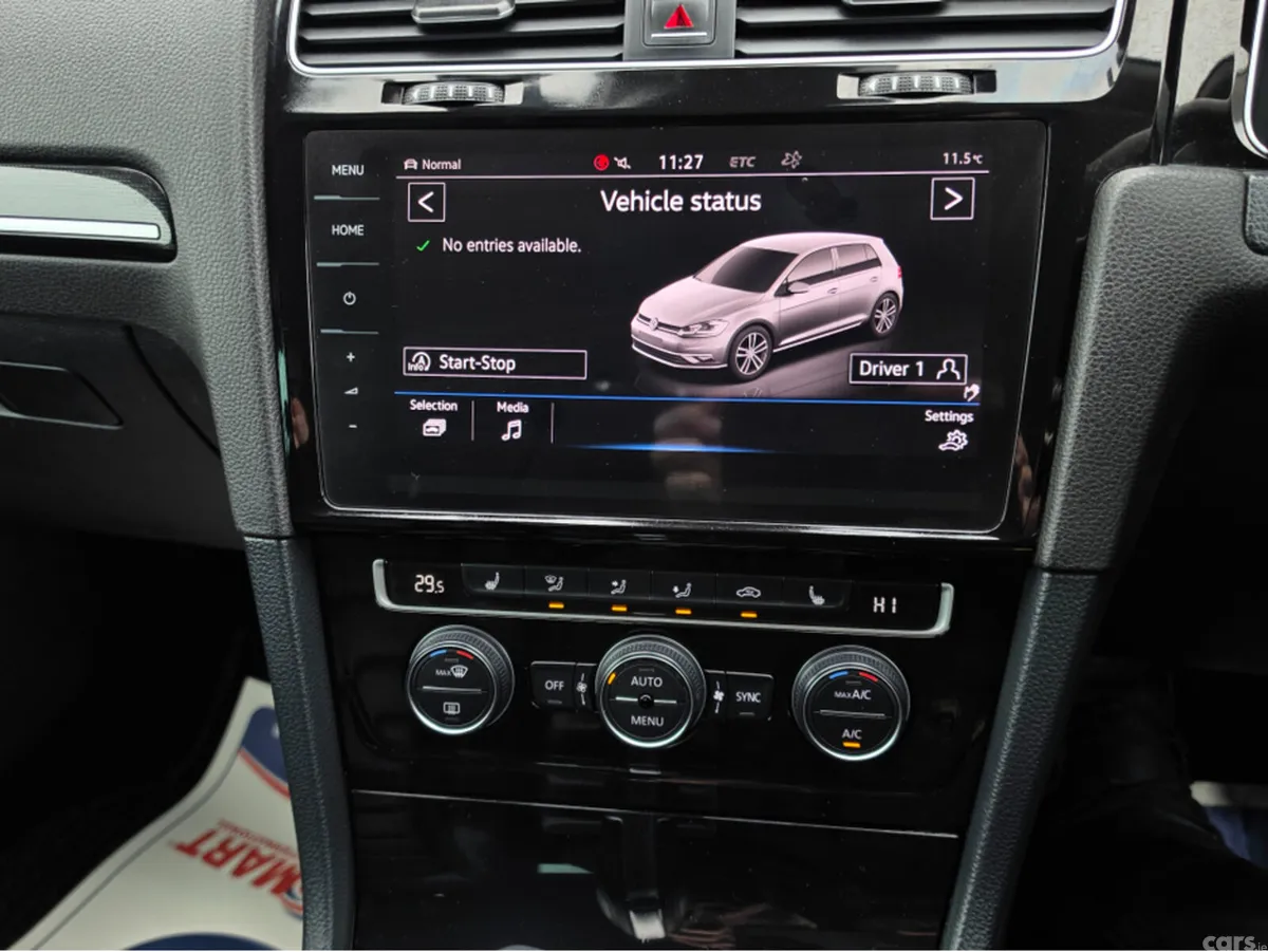 Volkswagen Golf Hatchback, Petrol, 2017, White
