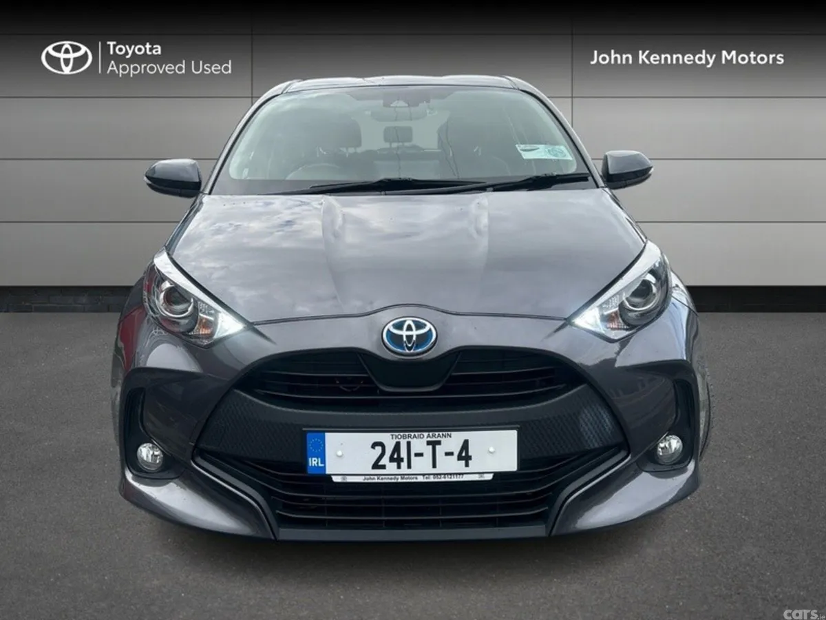 Toyota Yaris Hatchback, Petrol Hybrid, 2024, Grey