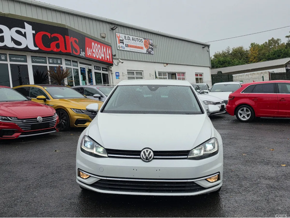 Volkswagen Golf Hatchback, Petrol, 2017, White