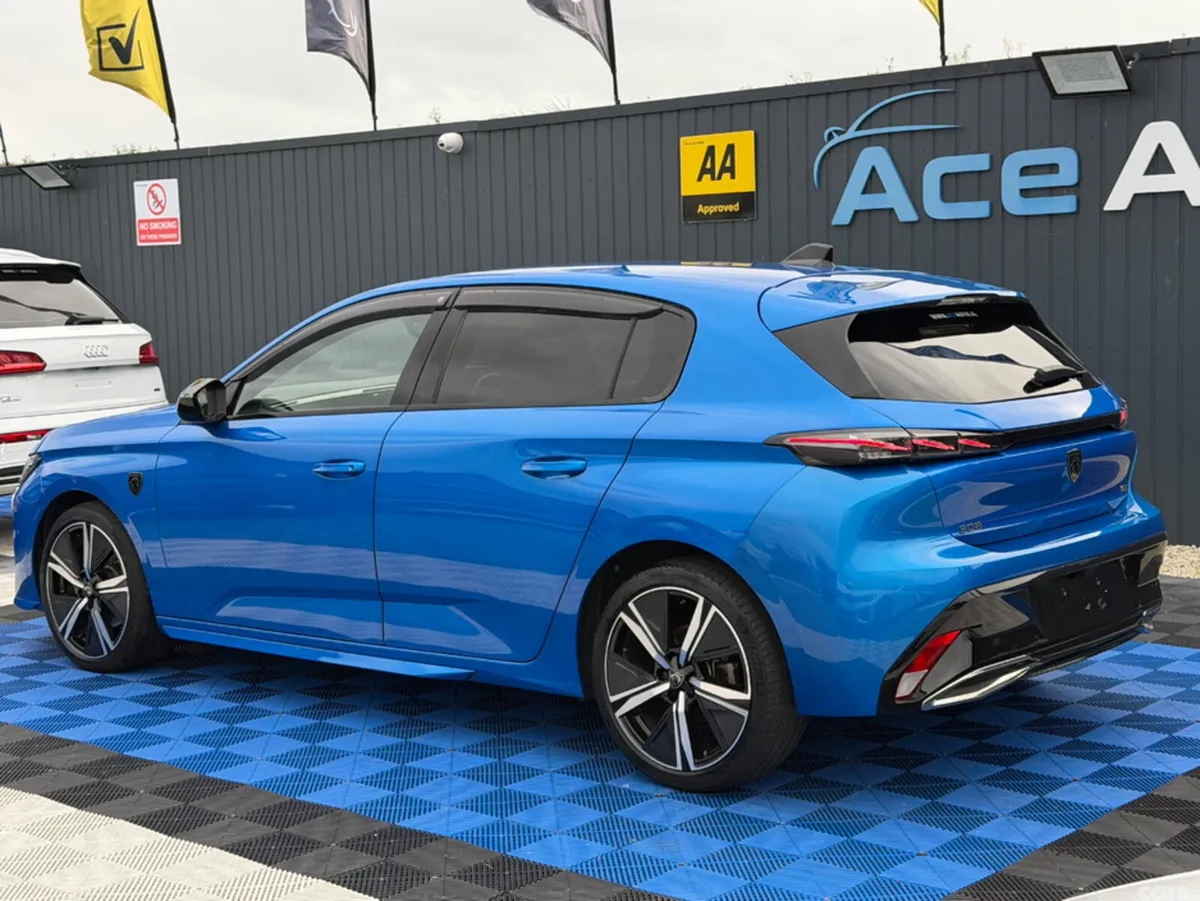 Peugeot 308 Hatchback, Diesel, 2023, Blue