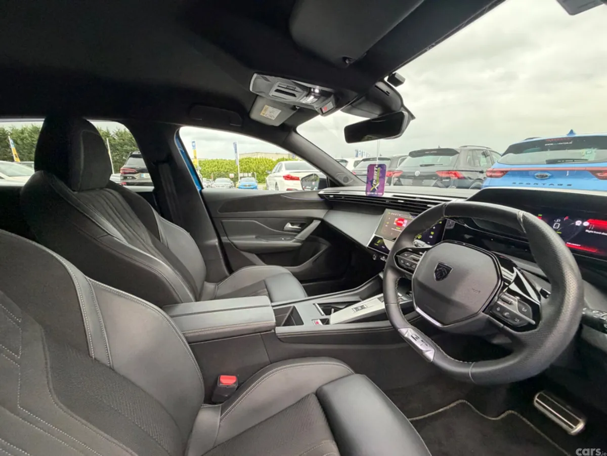 Peugeot 308 Hatchback, Diesel, 2023, Blue