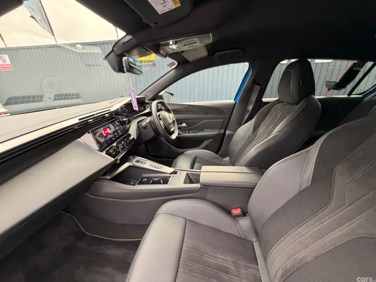 Peugeot 308 Hatchback, Diesel, 2023, Blue