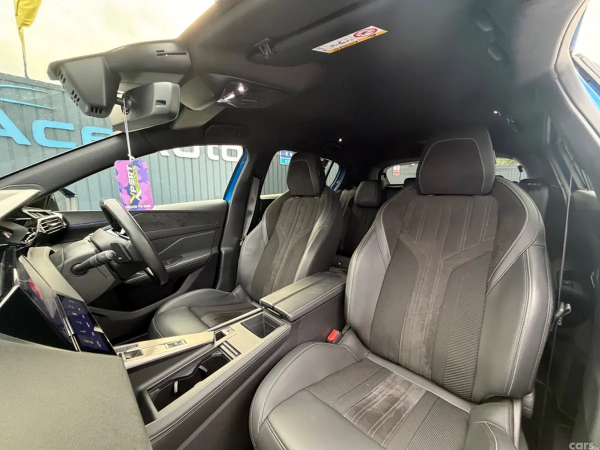 Peugeot 308 Hatchback, Diesel, 2023, Blue