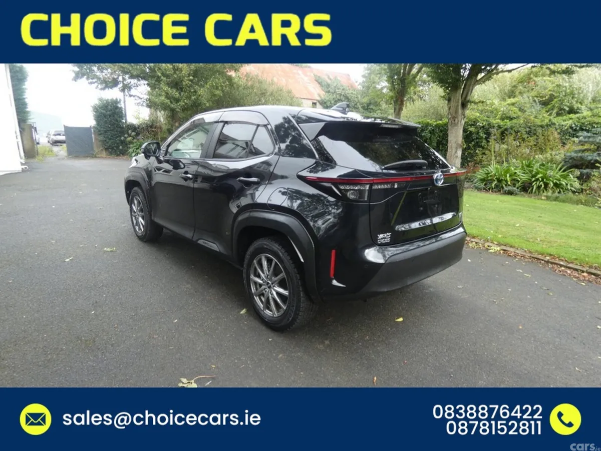 Toyota Yaris Cross Hatchback, Petrol Hybrid, 2021, Black