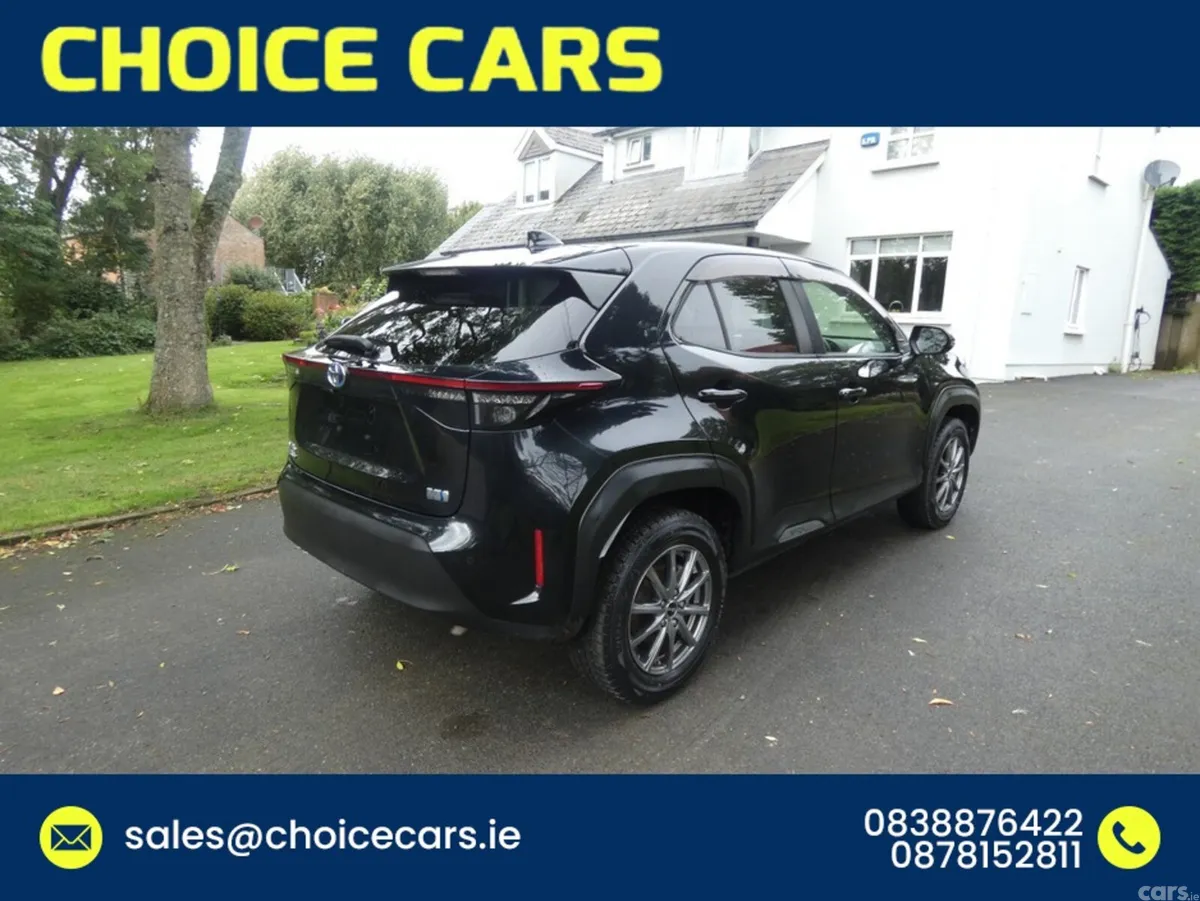 Toyota Yaris Cross Hatchback, Petrol Hybrid, 2021, Black