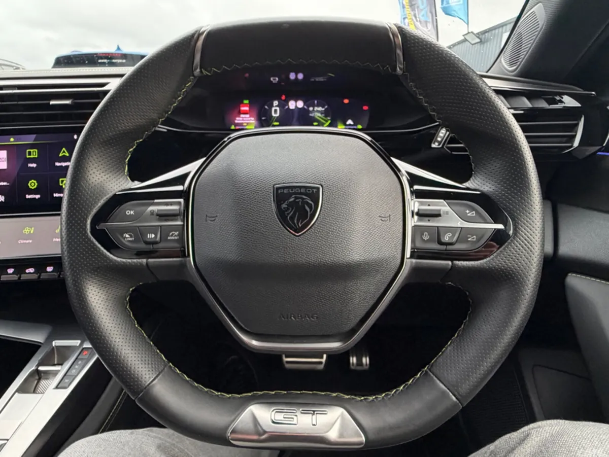 Peugeot 308 Hatchback, Diesel, 2023, Blue