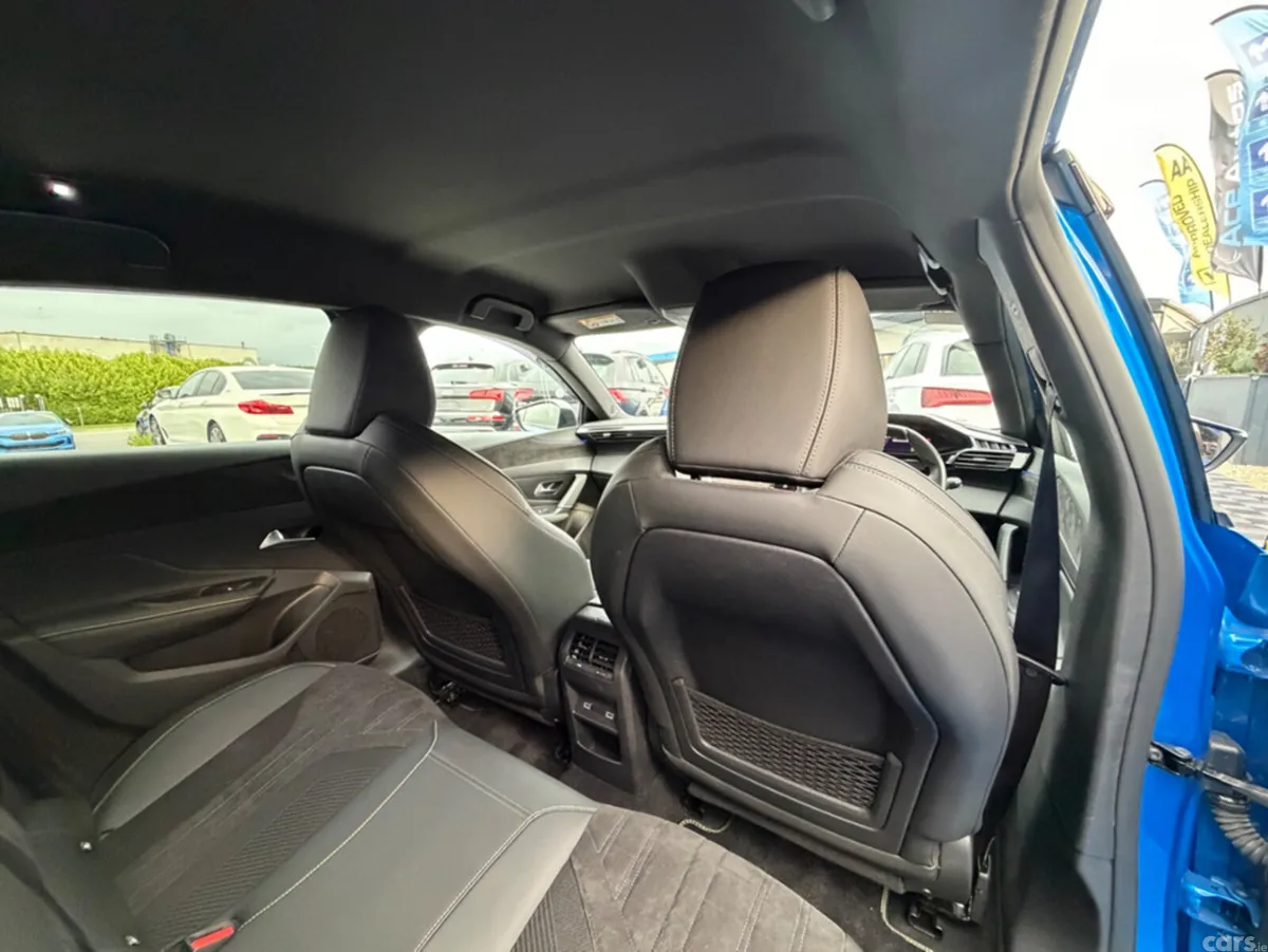 Peugeot 308 Hatchback, Diesel, 2023, Blue