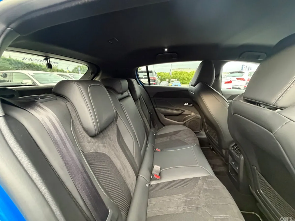Peugeot 308 Hatchback, Diesel, 2023, Blue