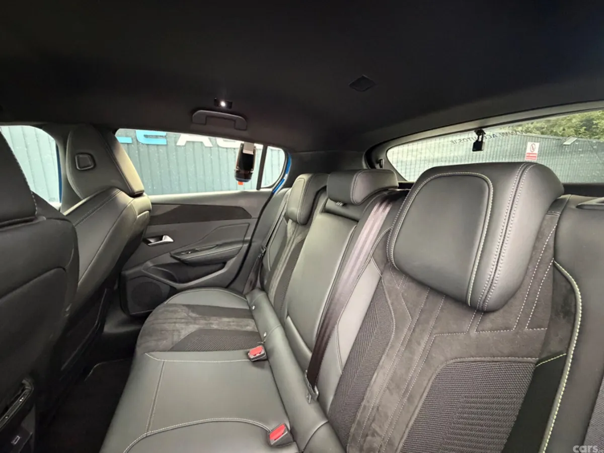 Peugeot 308 Hatchback, Diesel, 2023, Blue