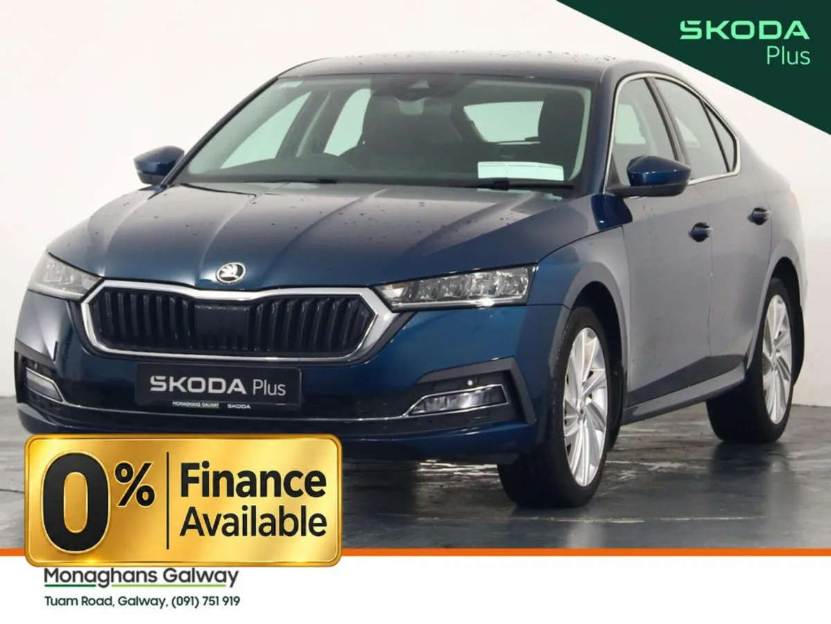 Skoda Octavia Hatchback, Diesel, 2023, Blue