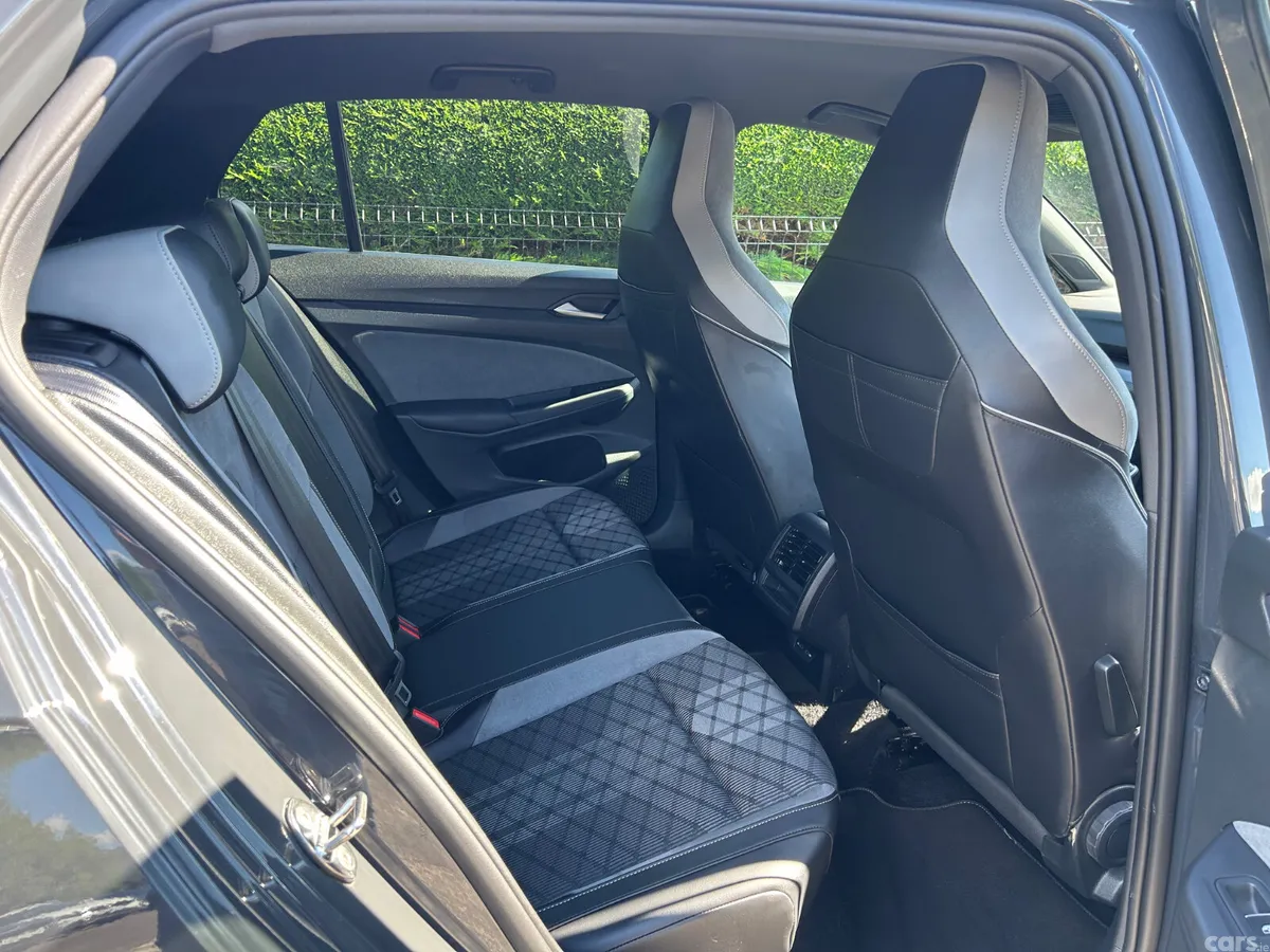 Volkswagen Golf Hatchback, Petrol Hybrid, 2021, Grey