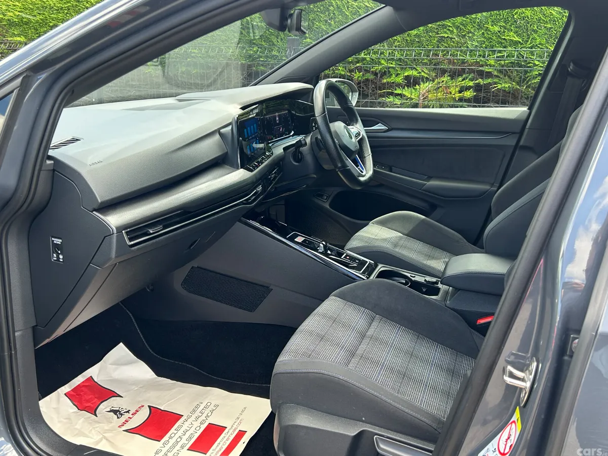 Volkswagen Golf Hatchback, Petrol Hybrid, 2021, Grey