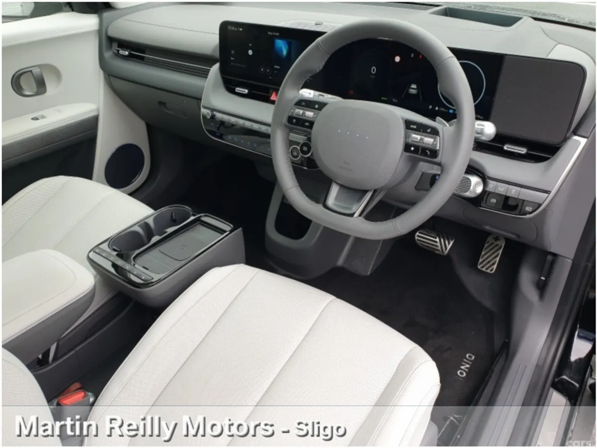 Hyundai IONIQ 5 MPV, Electric, 2026, Black