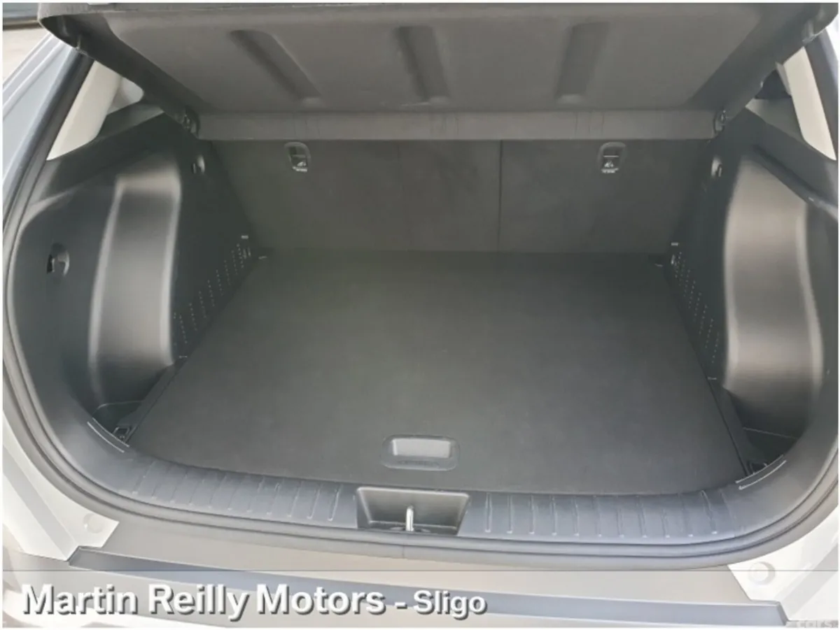 Hyundai KONA MPV, Petrol Hybrid, 2026, Grey