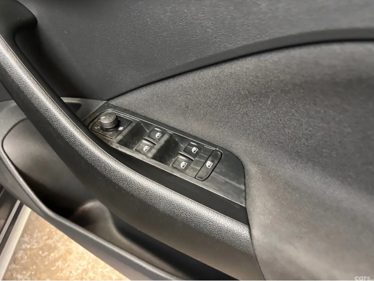 Skoda Kamiq Hatchback, Petrol, 2024, Grey