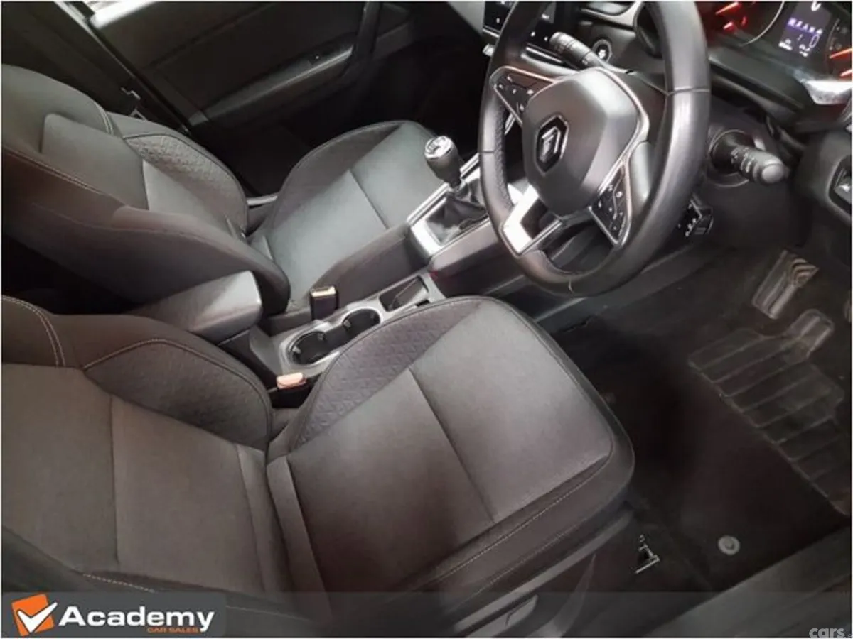 Renault Captur Hatchback, Petrol, 2023, Blue