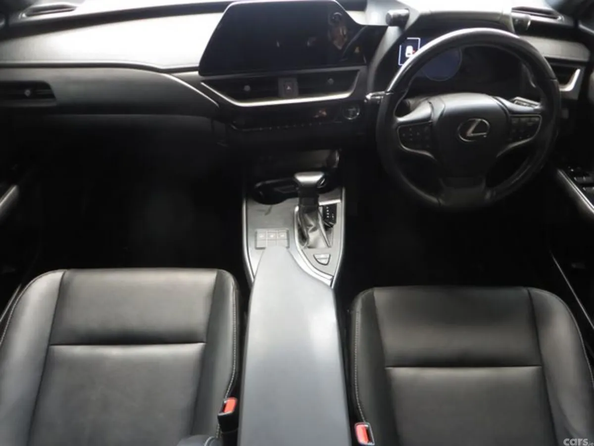 Lexus UX Estate, Petrol Hybrid, 2023, White