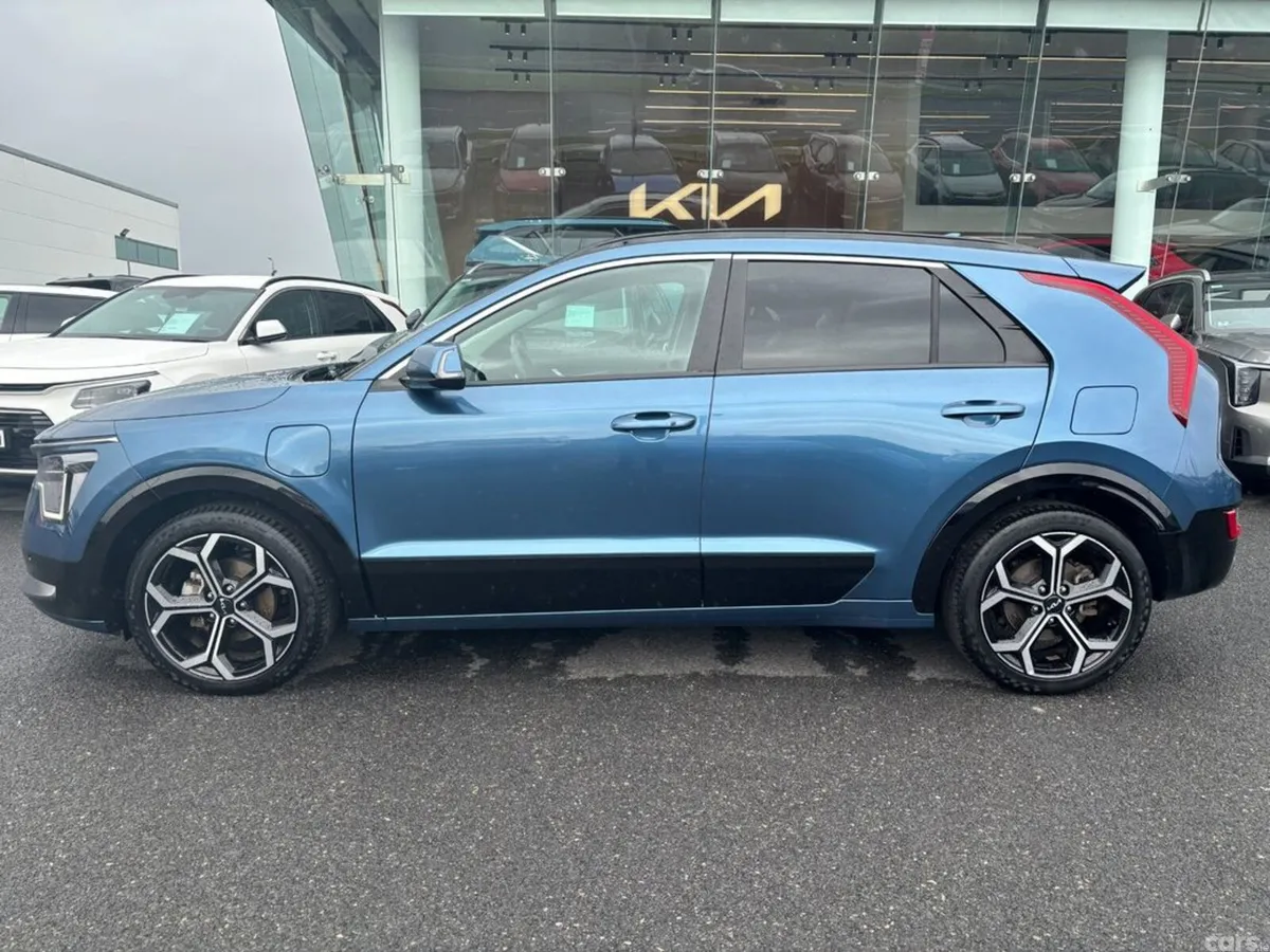 Kia Niro MPV, Petrol Plug-in Hybrid, 2023, Blue