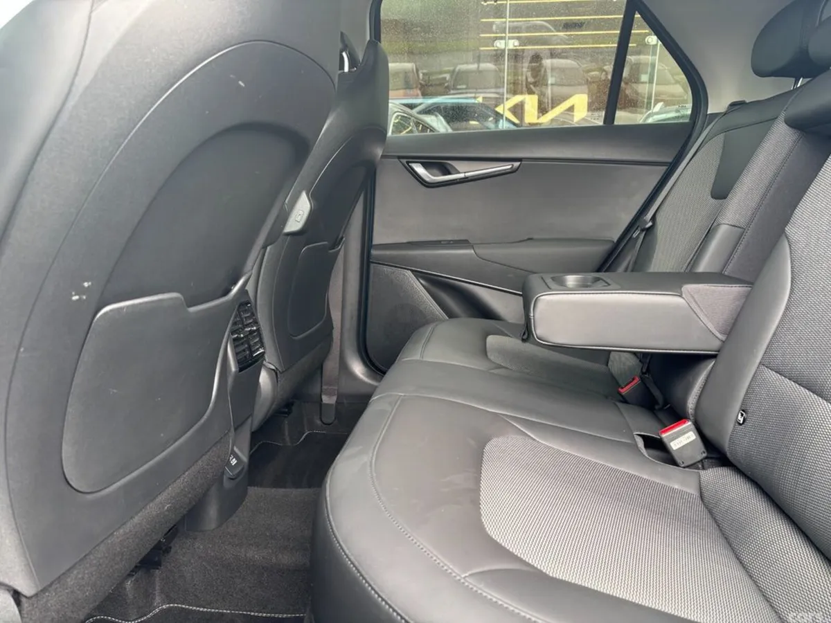 Kia Niro MPV, Petrol Plug-in Hybrid, 2023, Blue