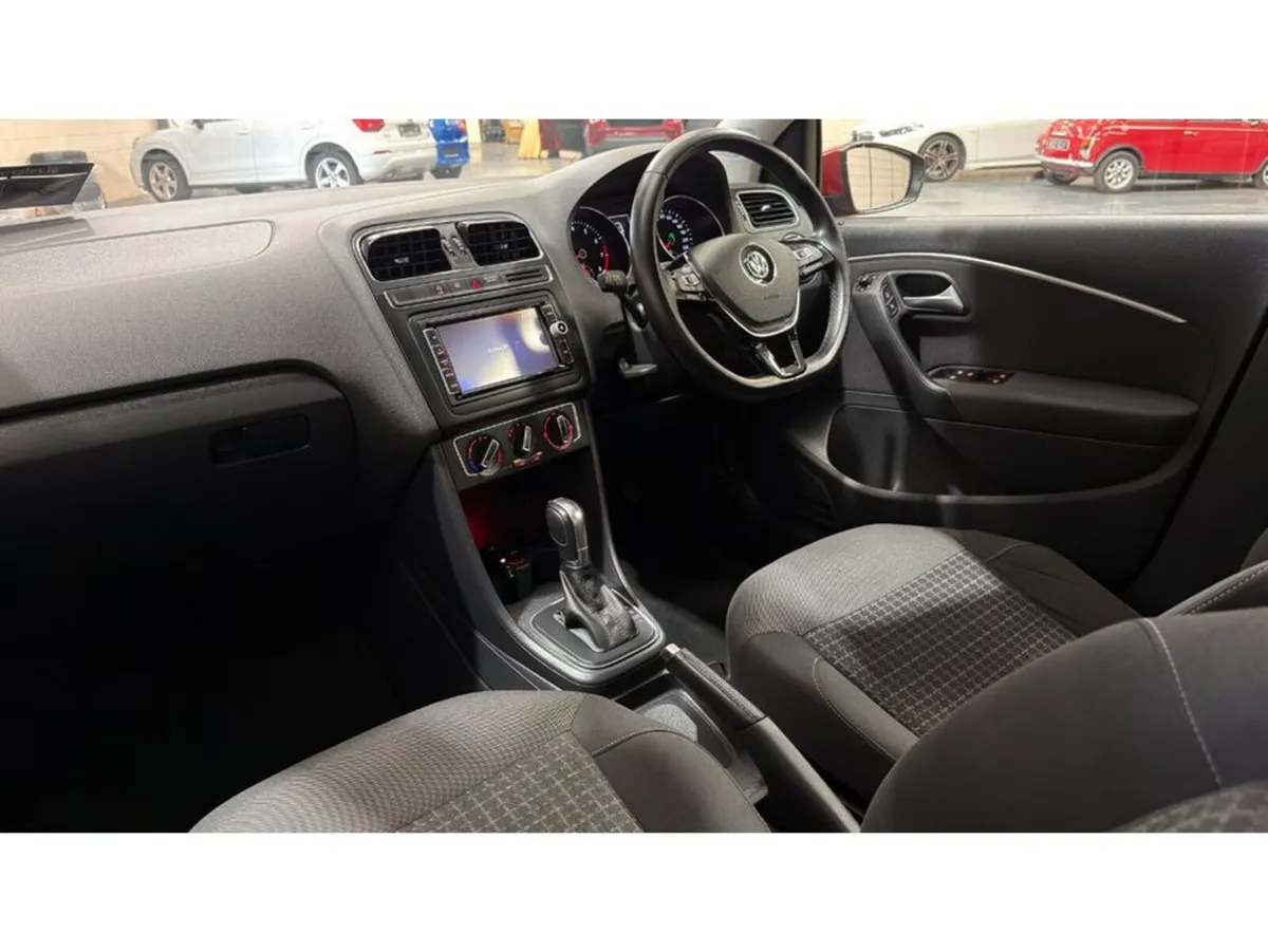 Volkswagen Polo Hatchback, Petrol, 2015, Red