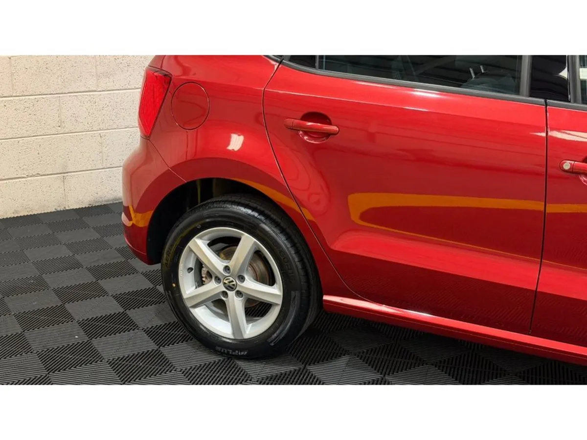 Volkswagen Polo Hatchback, Petrol, 2015, Red
