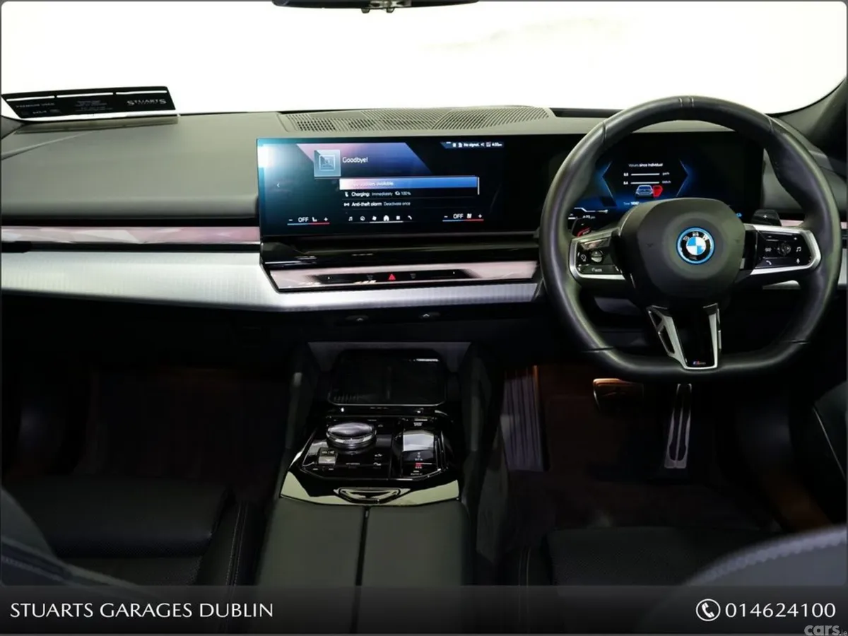 BMW 5-Series Estate, Petrol Plug-in Hybrid, 2025, Grey