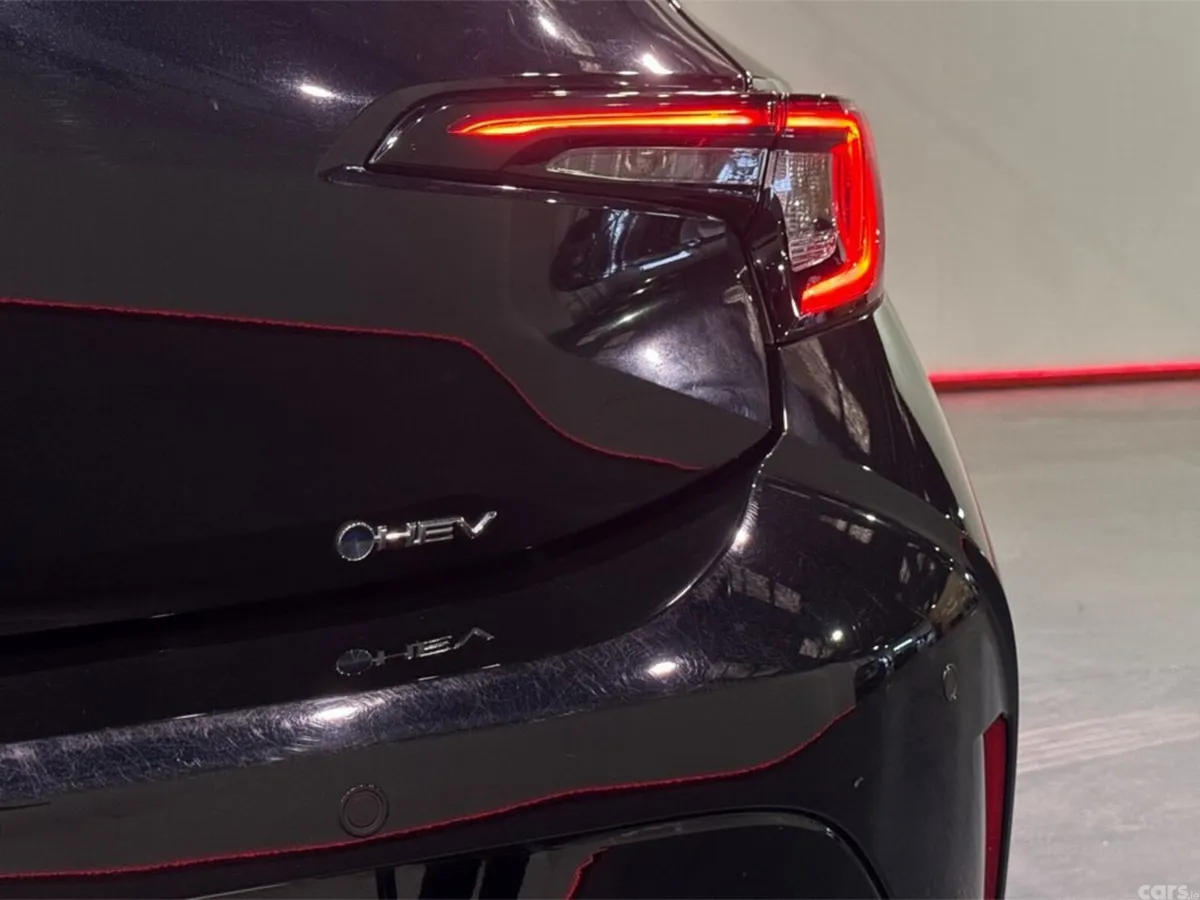 Toyota Corolla Hatchback, Petrol Hybrid, 2025, Black