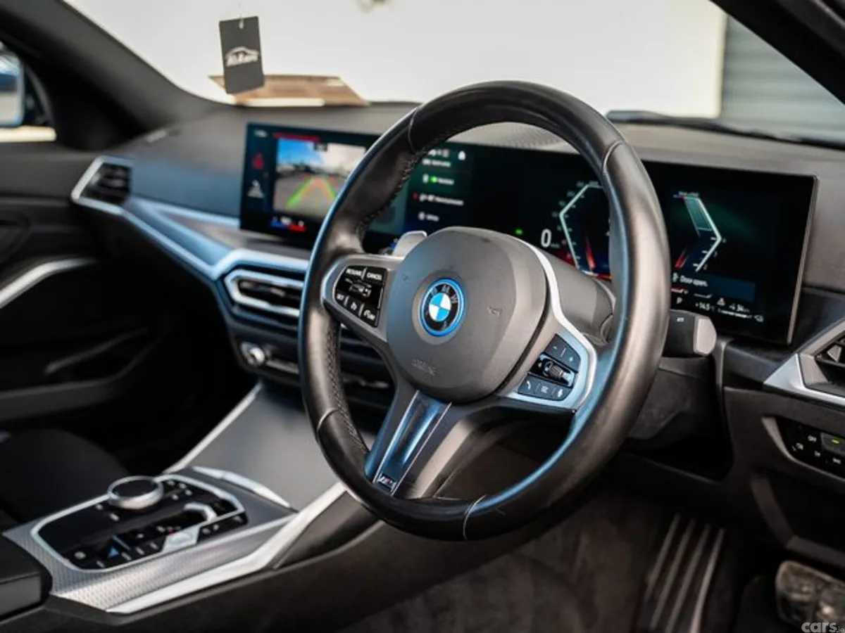 BMW 3-Series Saloon, Petrol Plug-in Hybrid, 2024, Black