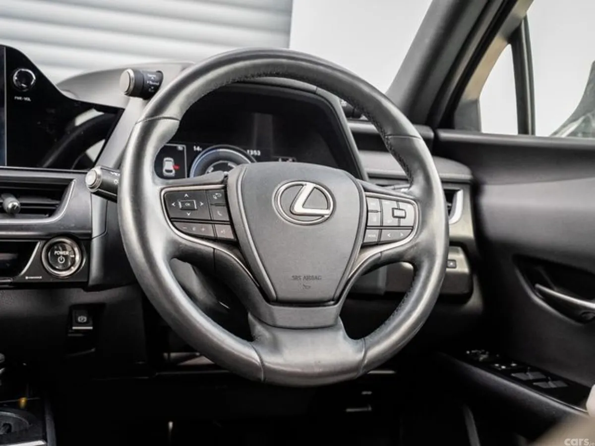 Lexus UX Estate, Petrol Hybrid, 2023, Silver