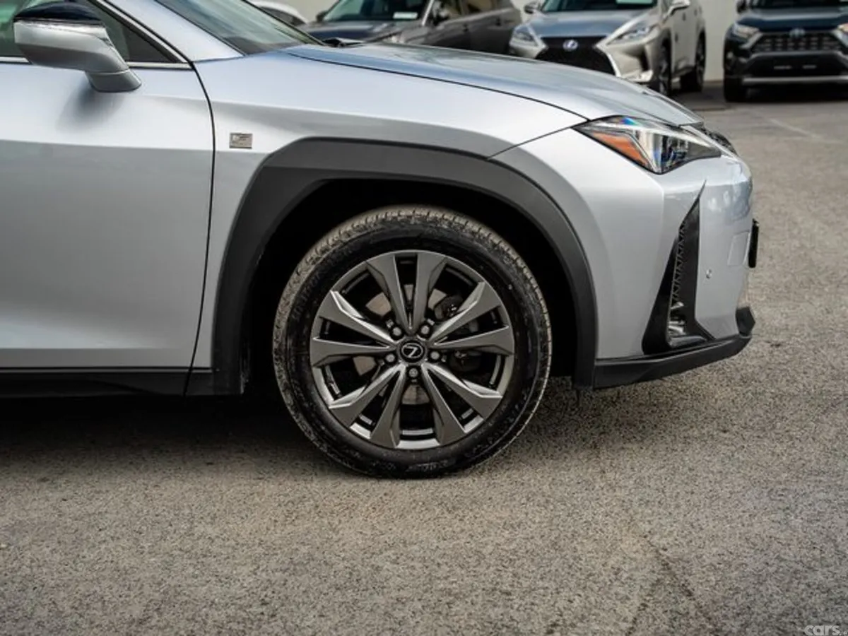 Lexus UX Estate, Petrol Hybrid, 2023, Silver
