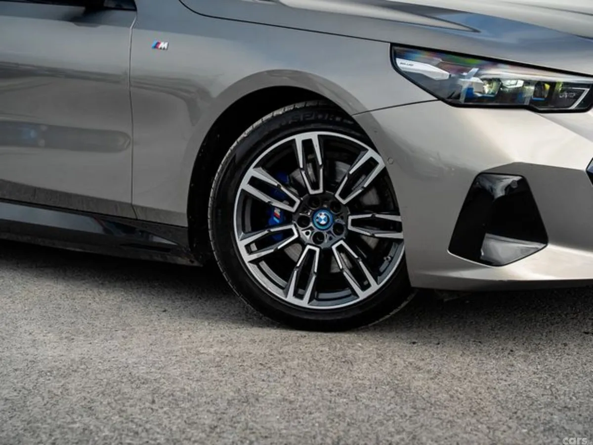 BMW 5-Series Saloon, Petrol Plug-in Hybrid, 2024, Grey