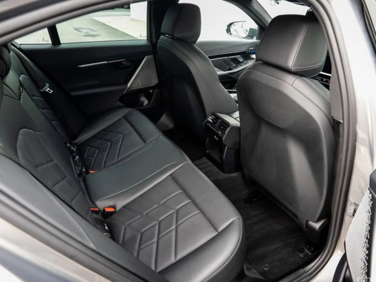 BMW 5-Series Saloon, Petrol Plug-in Hybrid, 2024, Grey