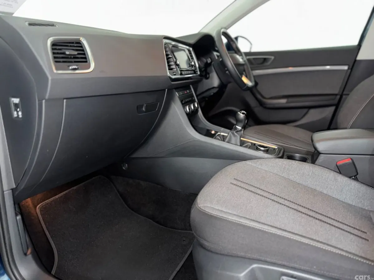SEAT Ateca Estate, Petrol, 2023, Blue