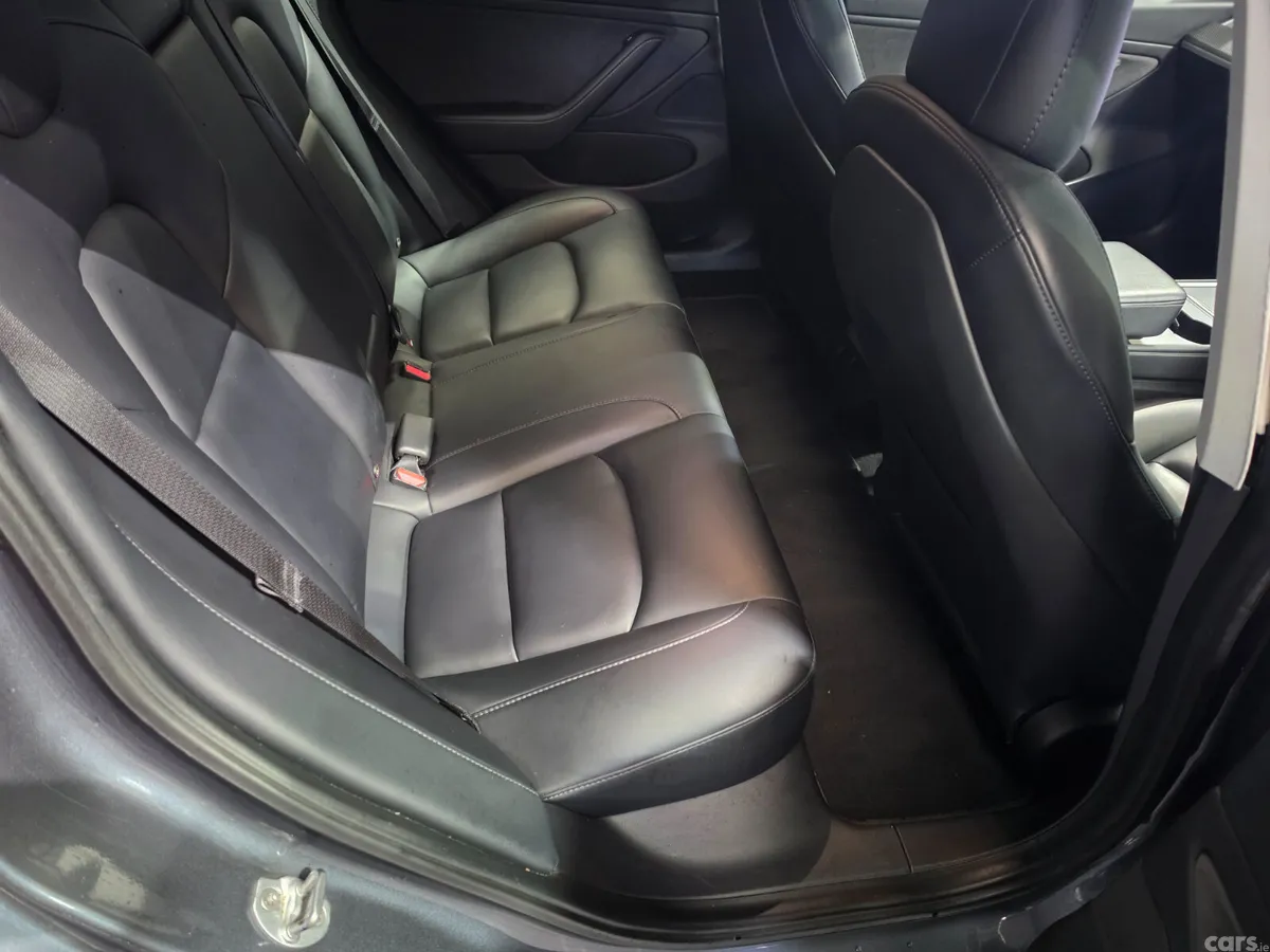 Tesla Model 3 Saloon, Electric, 2021, Grey
