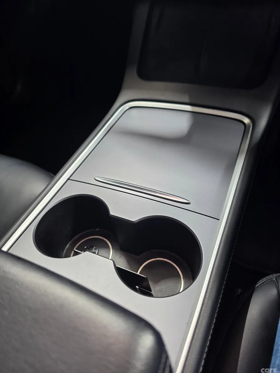 Tesla Model 3 Saloon, Electric, 2021, Grey