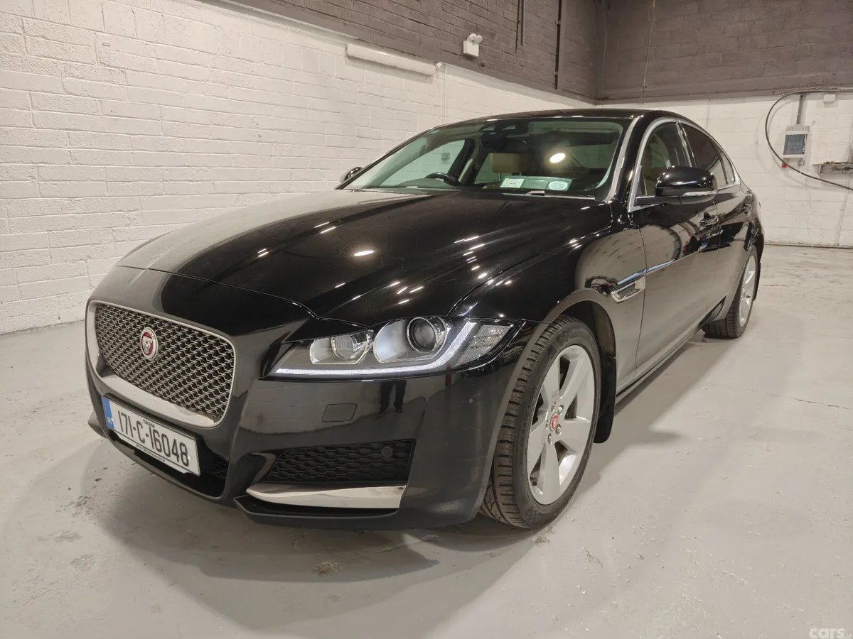 Jaguar XF Saloon, Diesel, 2017, Black