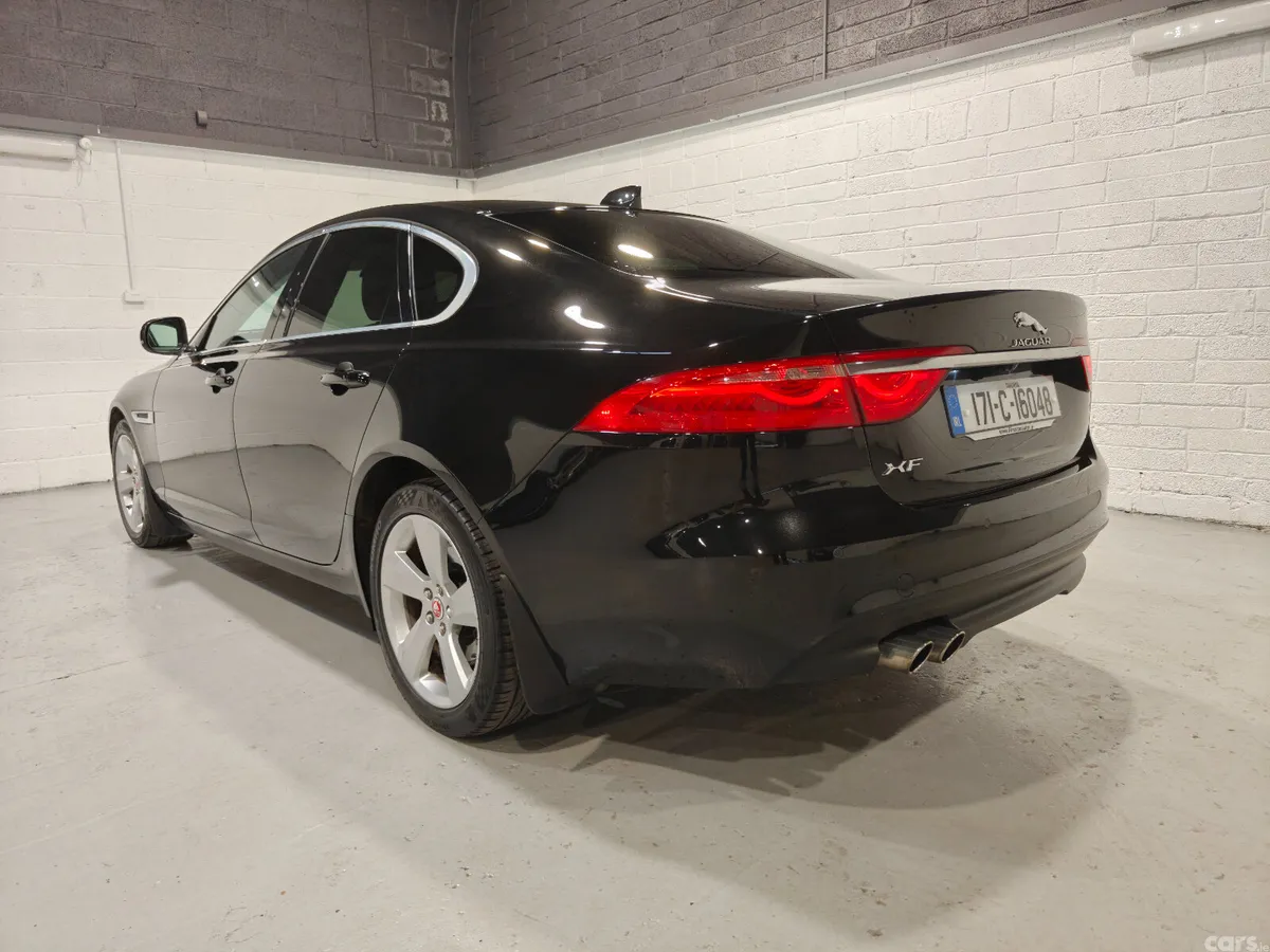 Jaguar XF Saloon, Diesel, 2017, Black