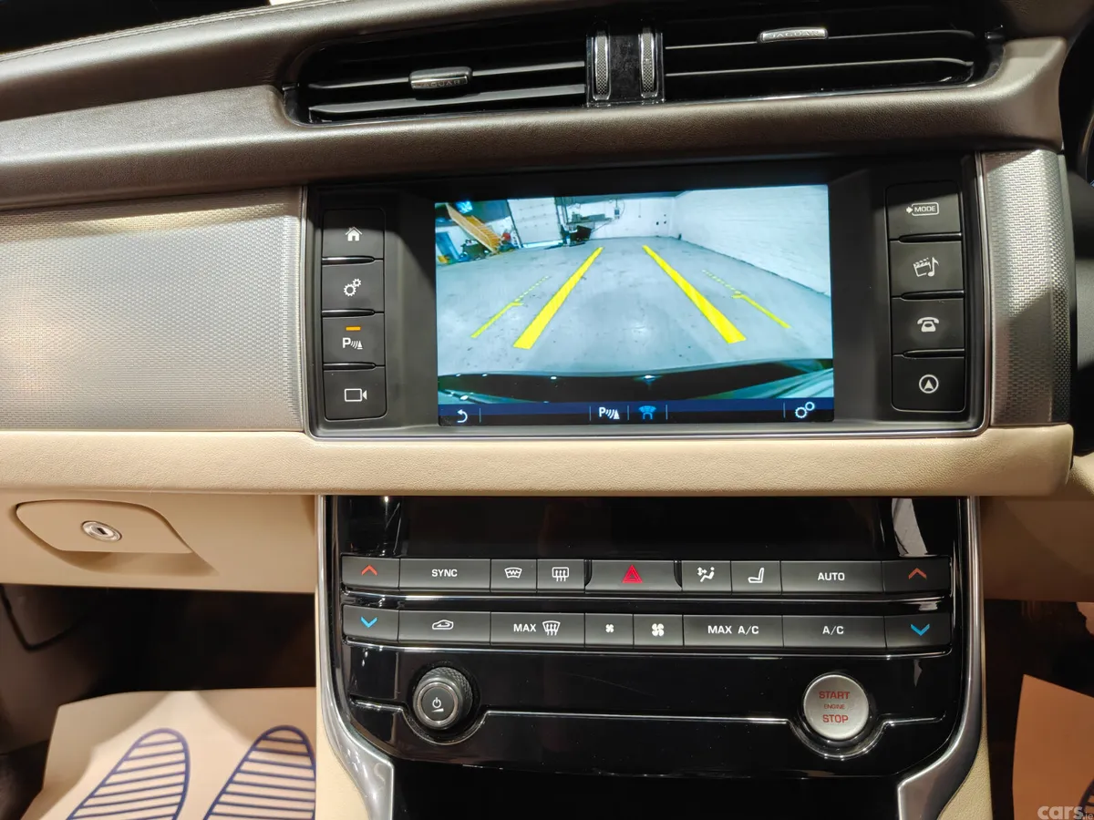 Jaguar XF Saloon, Diesel, 2017, Black