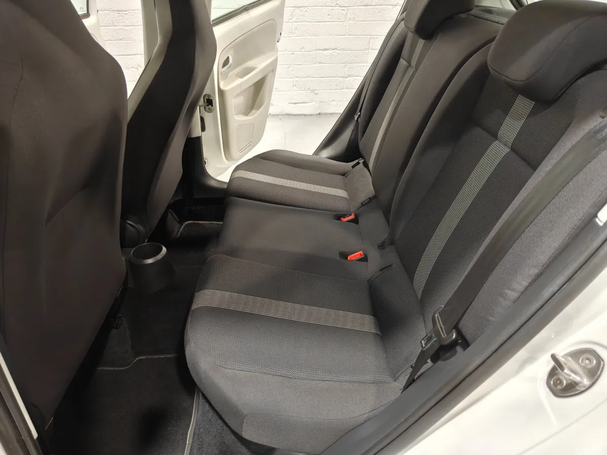 Volkswagen up! Hatchback, Petrol, 2017, White