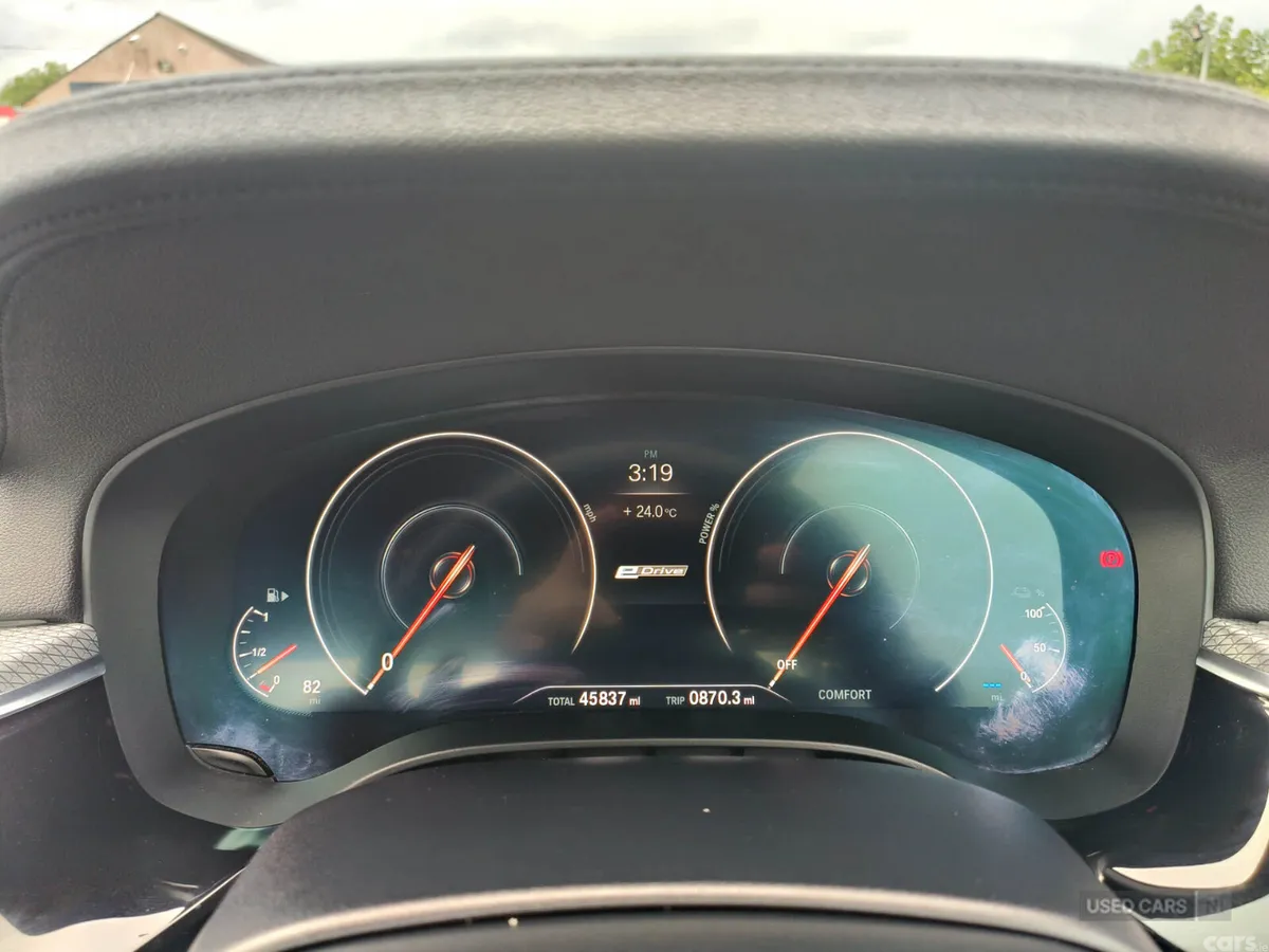 BMW 5-Series Saloon, Petrol Hybrid, 2019, Black