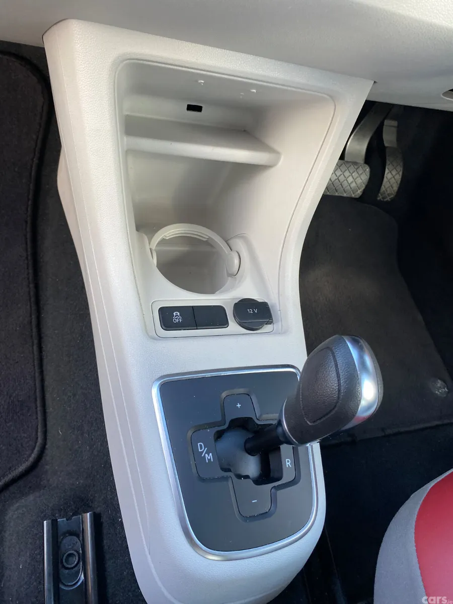 Volkswagen up! Hatchback, Petrol, 2014, Red