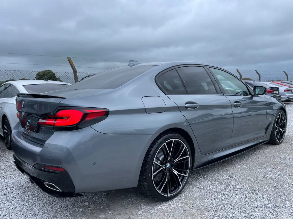 BMW 5-Series Saloon, Diesel, 2021, Blue