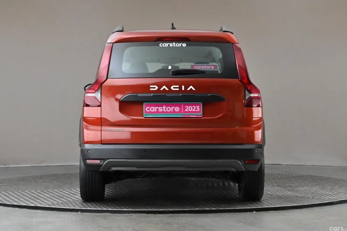 Dacia Jogger MPV, Petrol, 2023, Brown