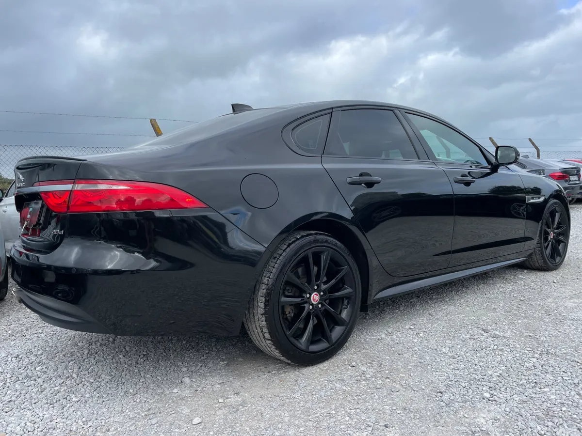 Jaguar XF Saloon, Diesel, 2017, Black