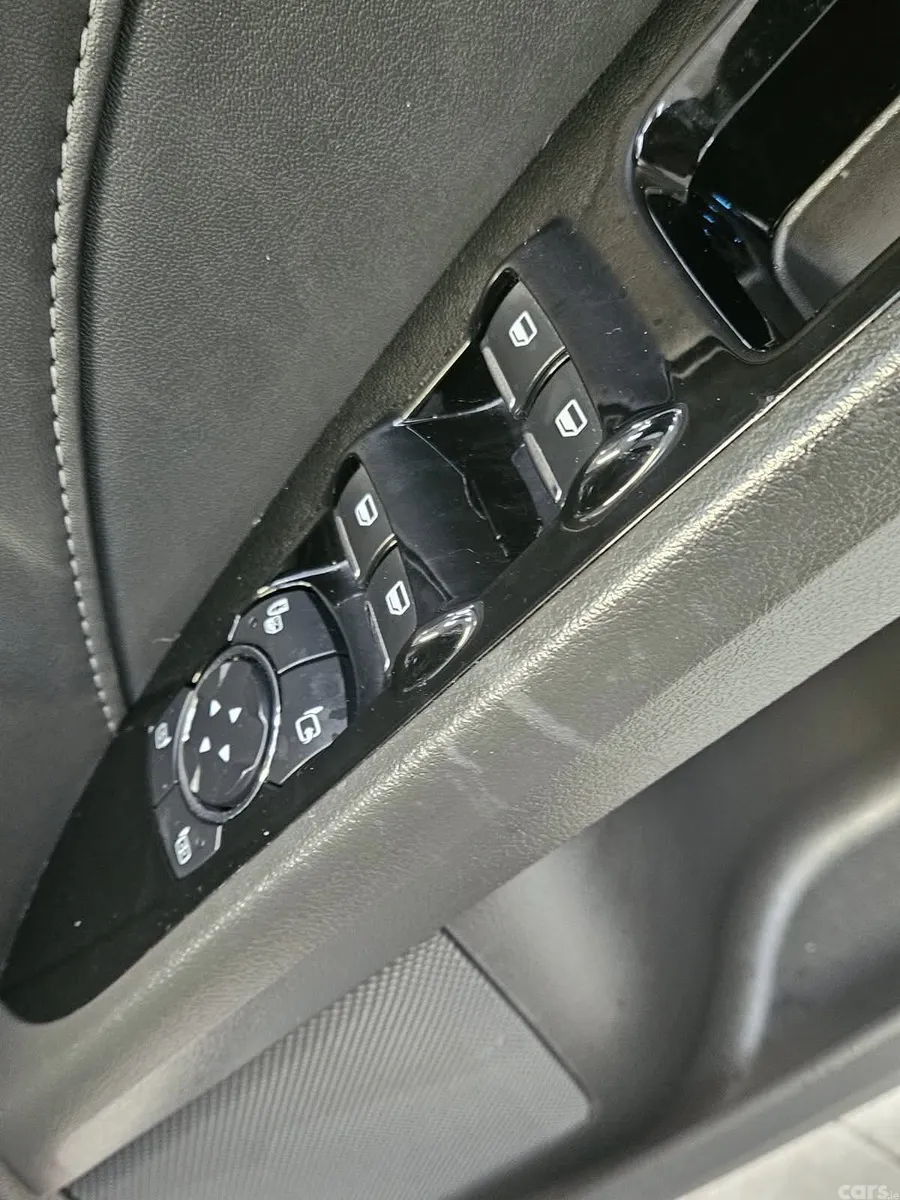 Ford Mondeo Hatchback, Diesel, 2018, Grey