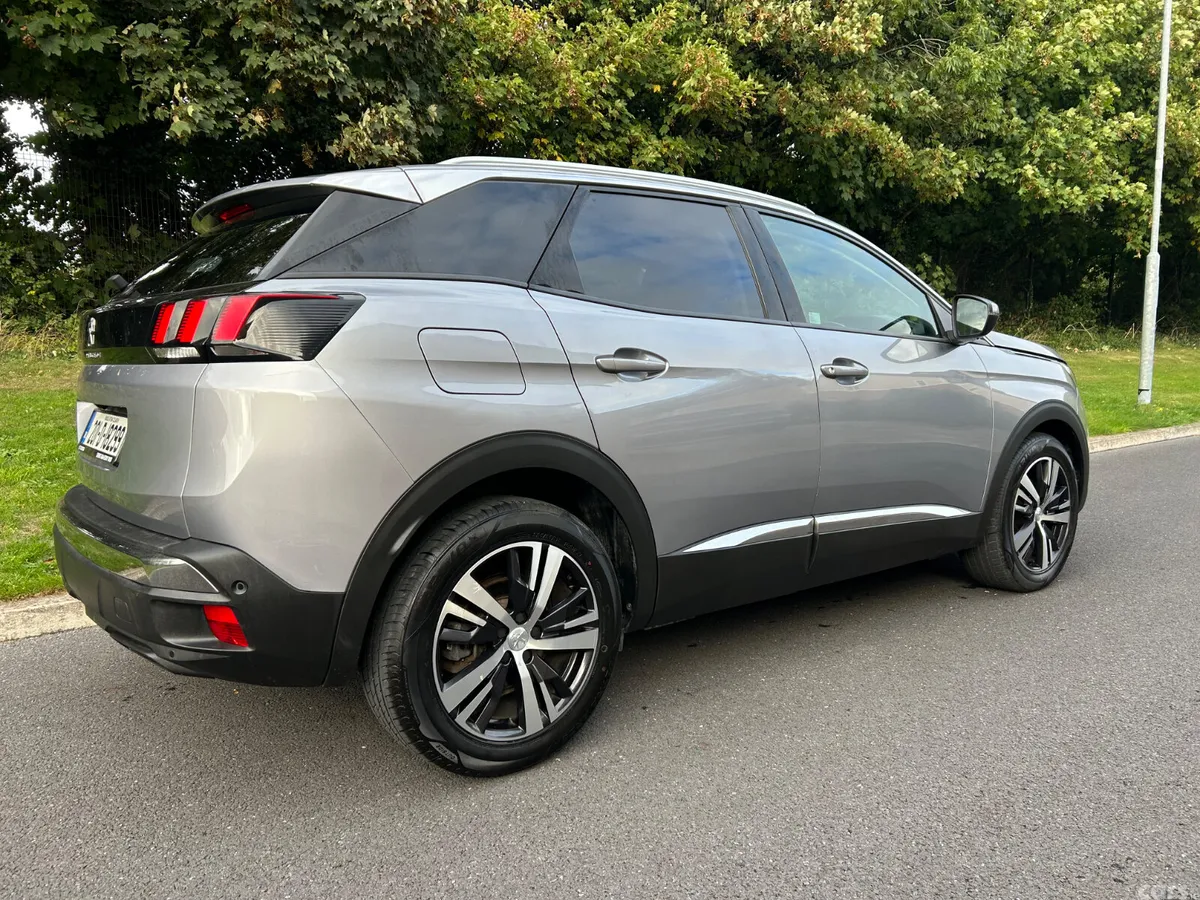 Peugeot 3008 MPV, Petrol, 2020, Grey