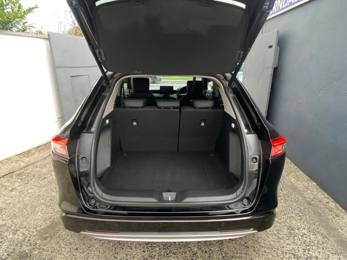 Honda Vezel Hatchback, Petrol Hybrid, 2021, Black