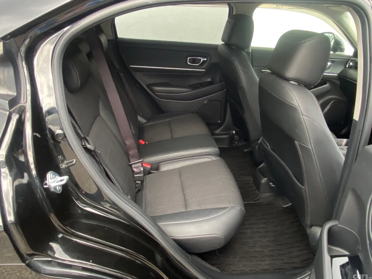Honda Vezel Hatchback, Petrol Hybrid, 2021, Black