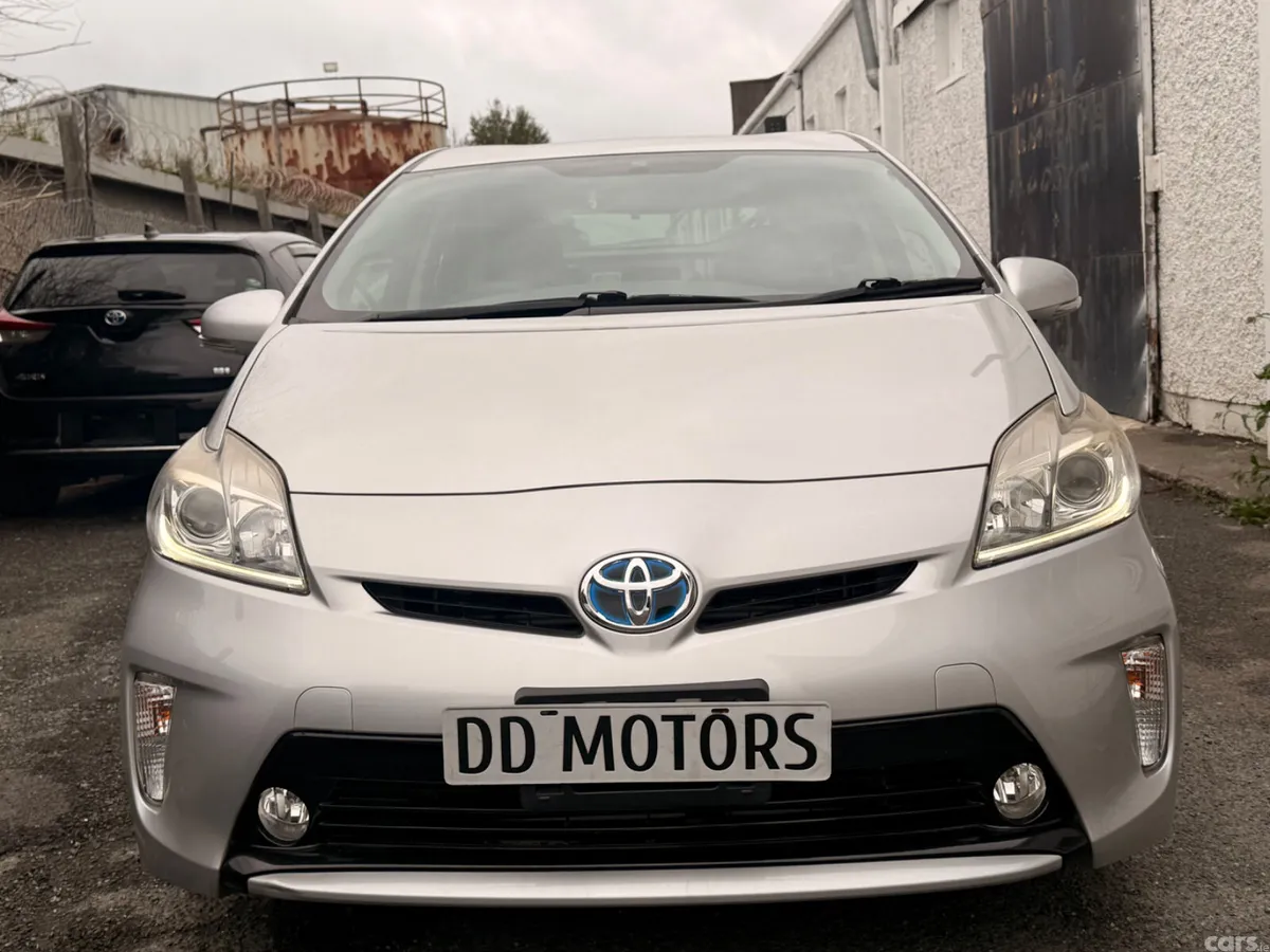 Toyota Prius Hatchback, Petrol Hybrid, 2015, Silver